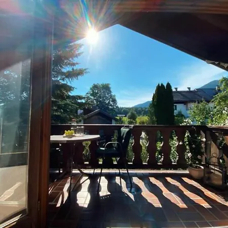 Grosszuegige Alpenwohnung Im Dachgeschoss Bad Kohlgrub Exterior foto