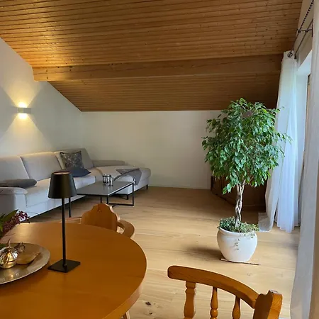 Grosszuegige Alpenwohnung Im Dachgeschoss Bad Kohlgrub Exterior foto