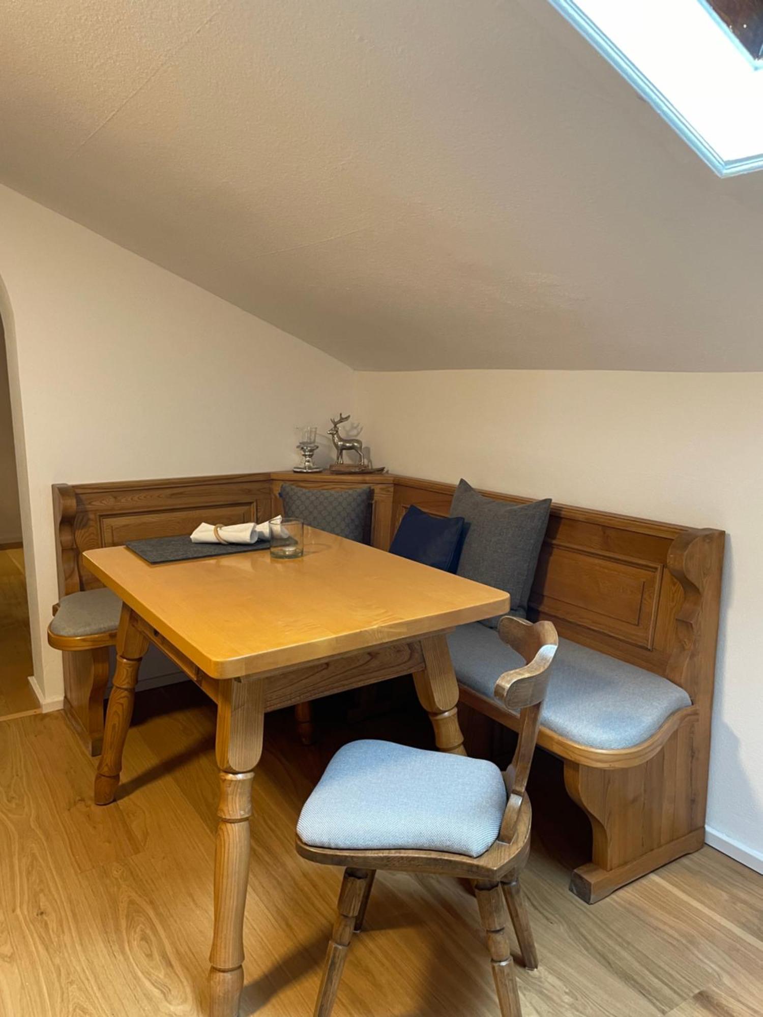 Grosszuegige Alpenwohnung Im Dachgeschoss Apartment